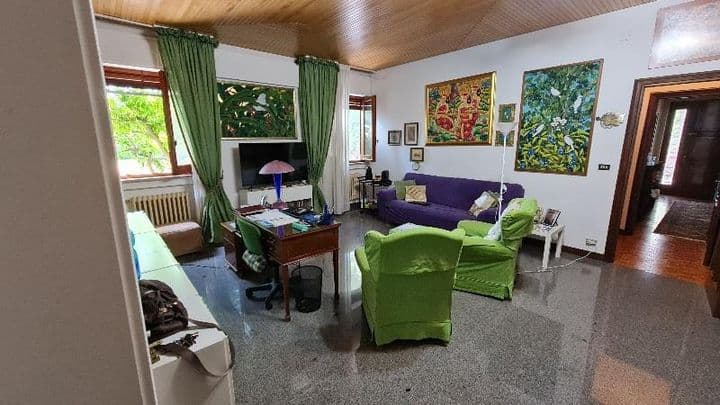 10 bedrooms other for sale in Roseto degli Abruzzi, Italy - Image 8