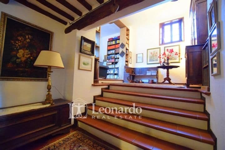 House for sale in Lucca, Italy - Image 4