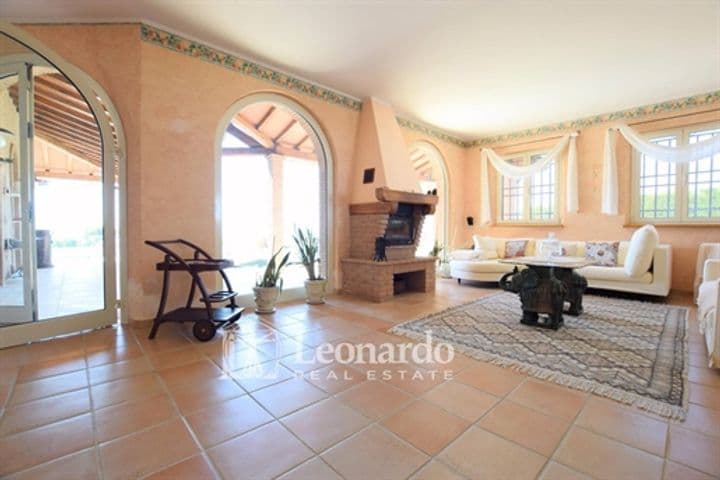 House for sale in Massarosa, Italy - Image 3