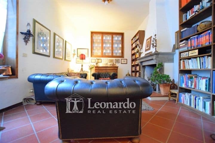 House for sale in Lucca, Italy - Image 5