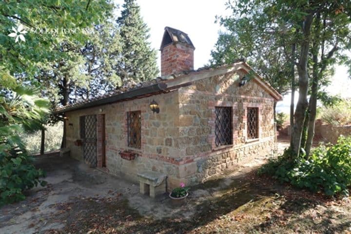 House for sale in Pienza, Italy - Image 6