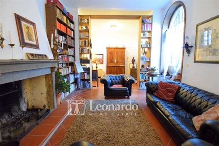 House for sale in Lucca, Italy - Image 6