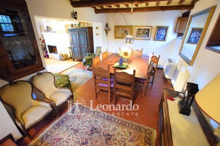 House for sale in Lucca, Italy - Image 8