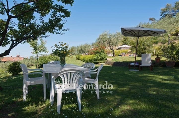 House for sale in Massarosa, Italy - Image 5