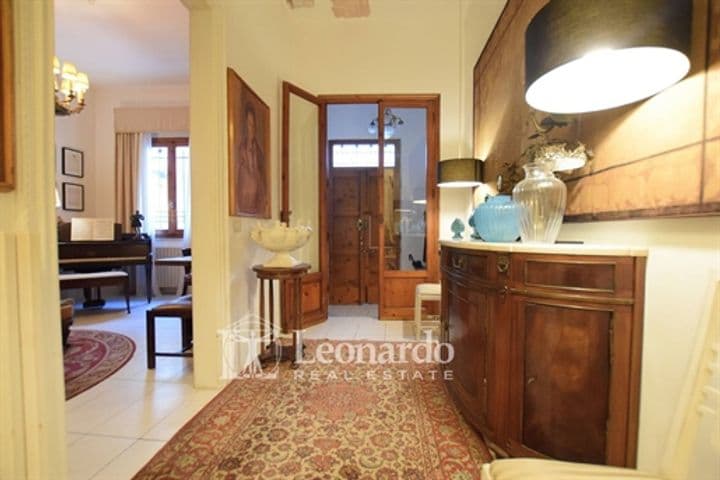 House for sale in Viareggio, Italy - Image 4