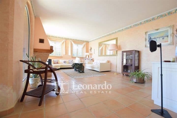 House for sale in Massarosa, Italy - Image 8