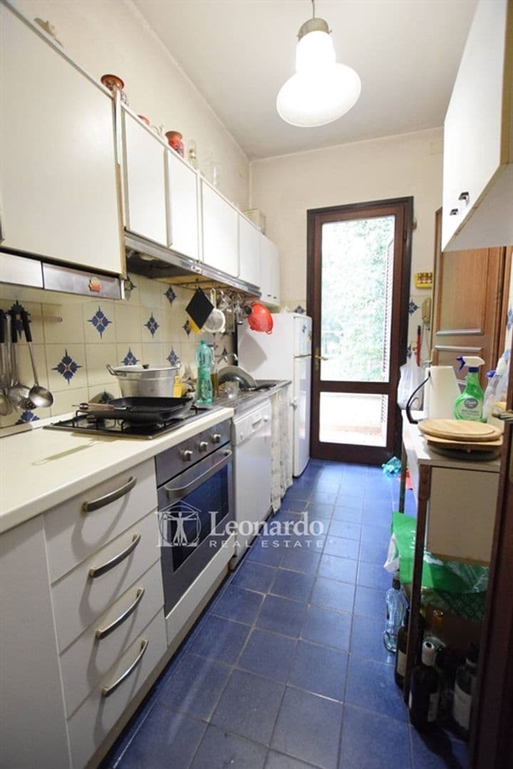 House for sale in Pietrasanta, Italy - Image 9