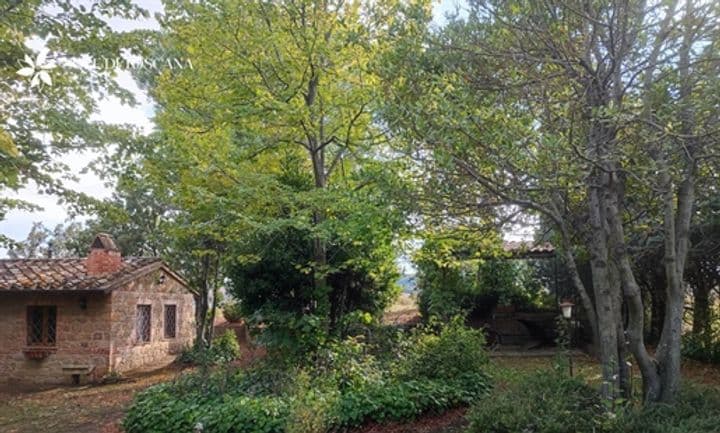 House for sale in Pienza, Italy - Image 10