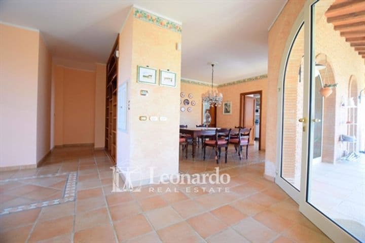 House for sale in Massarosa, Italy - Image 6