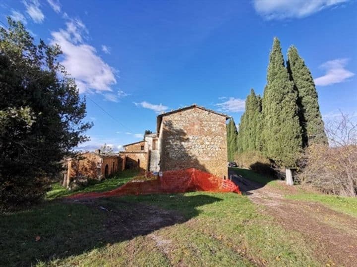 House for sale in Torrita di Siena, Italy - Image 9