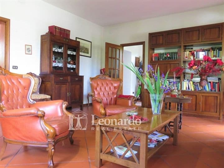 House for sale in Pietrasanta, Italy - Image 5