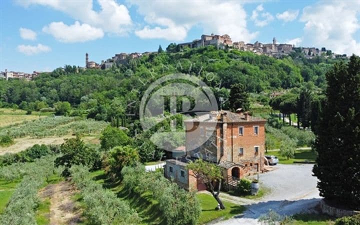 7 bedrooms house for sale in Montepulciano, Italy - Image 2