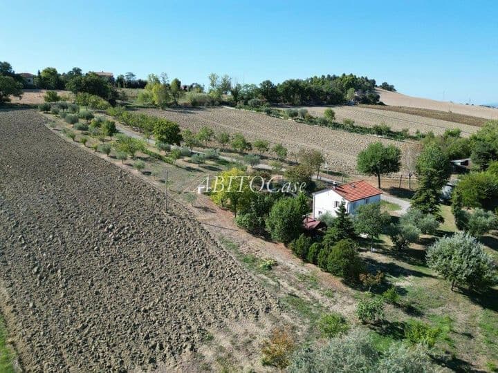 House for sale in Senigallia, Italy - Image 9