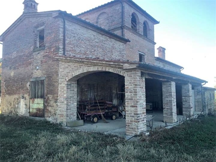 House for sale in Cortona, Italy - Image 7