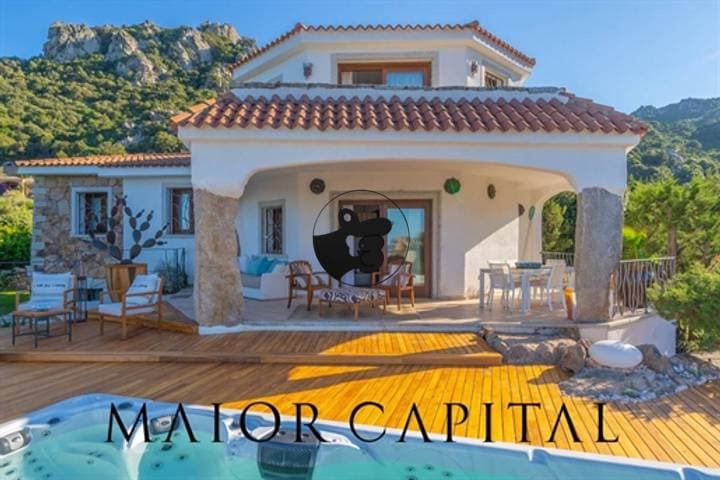 House for sale in Arzachena, Italy - Image 9