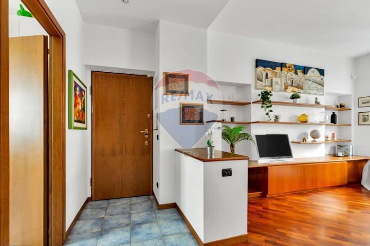 2 bedrooms apartment for sale in Milan, Italy - Image 3