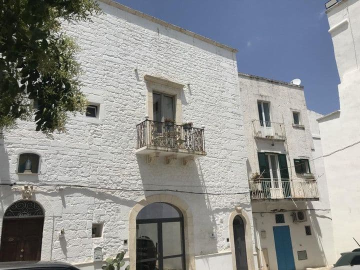 3 bedrooms building for sale in Ostuni, Italy - Image 4