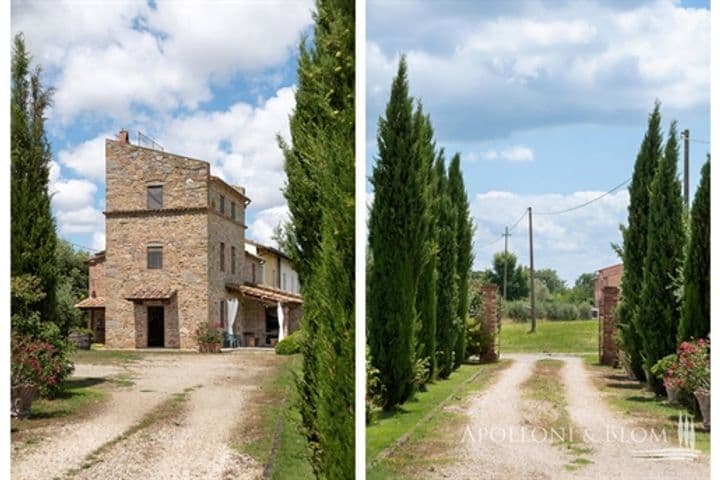 House for sale in Cortona, Italy - Image 4