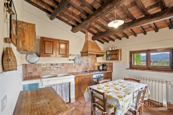 House for sale in Cortona, Italy - Image 3