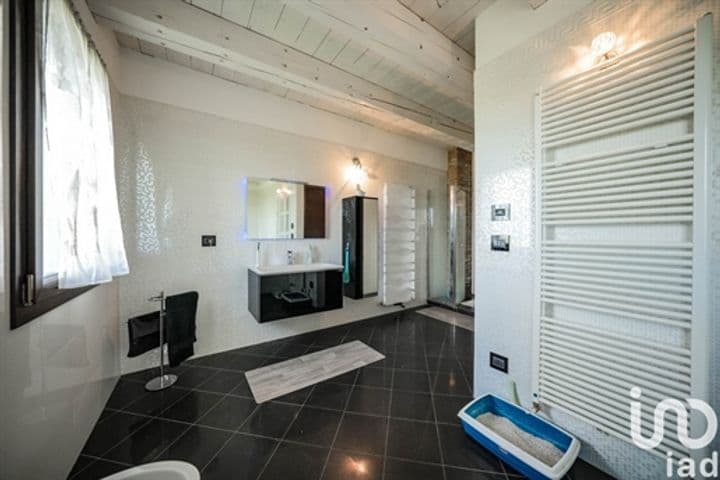 1 bedroom apartment for sale in Ferrara, Italy - Image 10