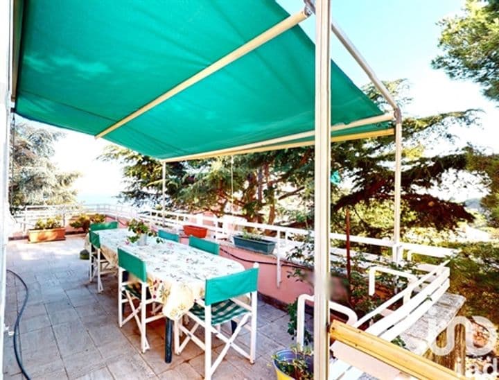 4 bedrooms apartment for sale in Arenzano, Italy - Image 3