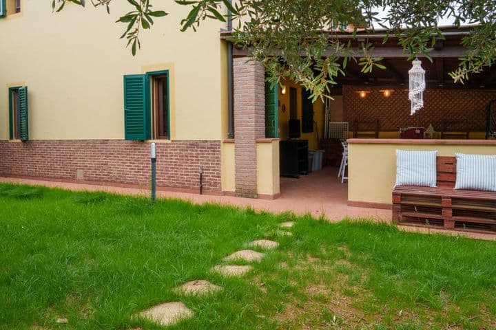 Apartment for sale in Cecina, Italy - Image 2