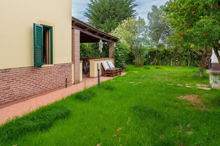 Apartment for sale in Cecina, Italy - Image 3