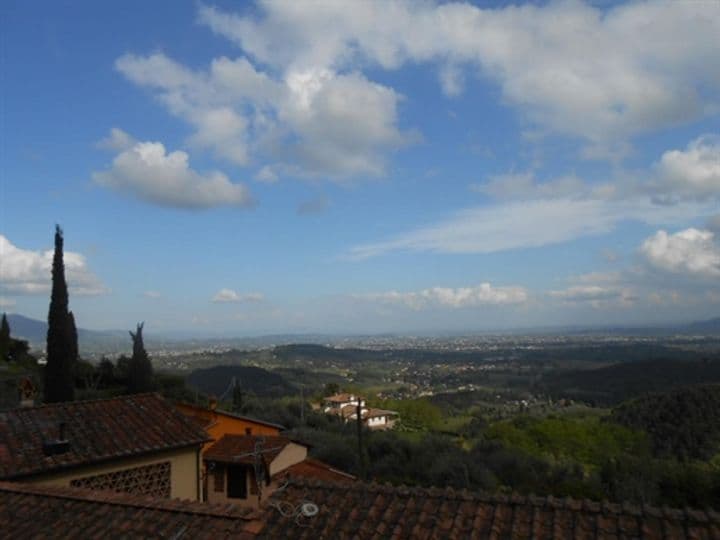 House for sale in Lucca, Italy - Image 4