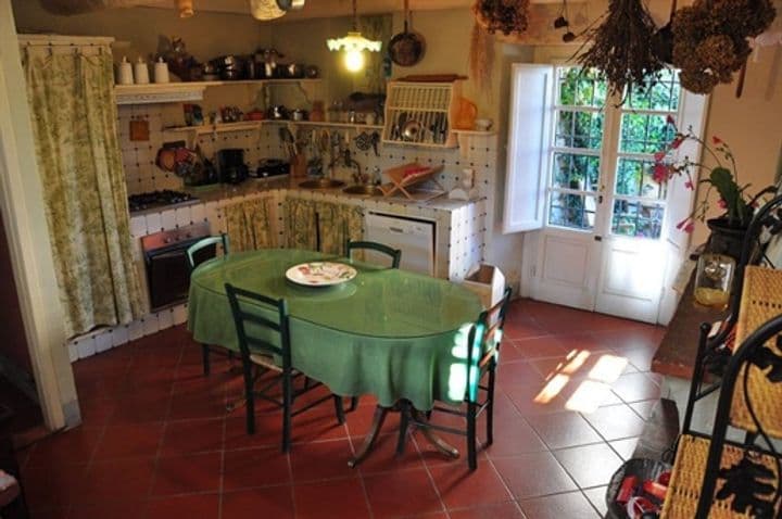 House for sale in Lucca, Italy - Image 9