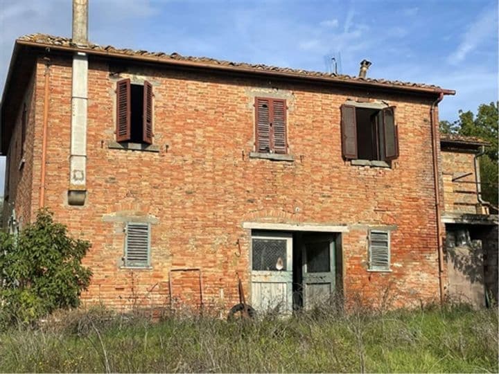 4 bedrooms house for sale in Cortona, Italy - Image 2