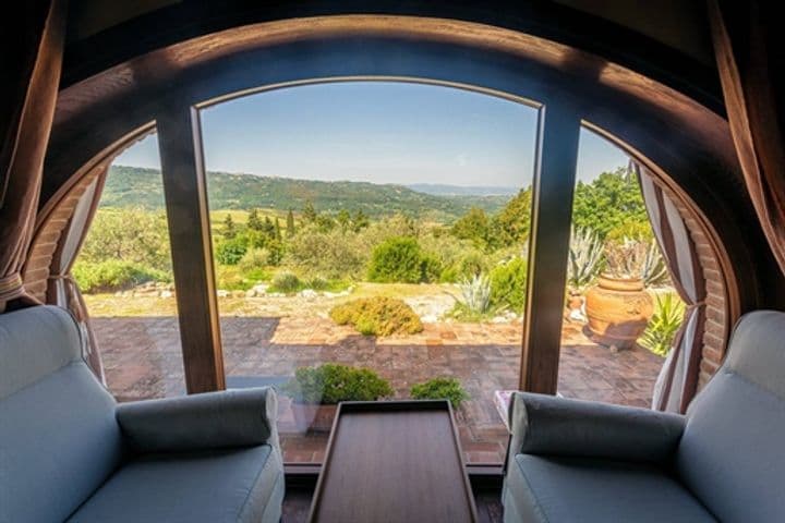 House for sale in Volterra, Italy - Image 10