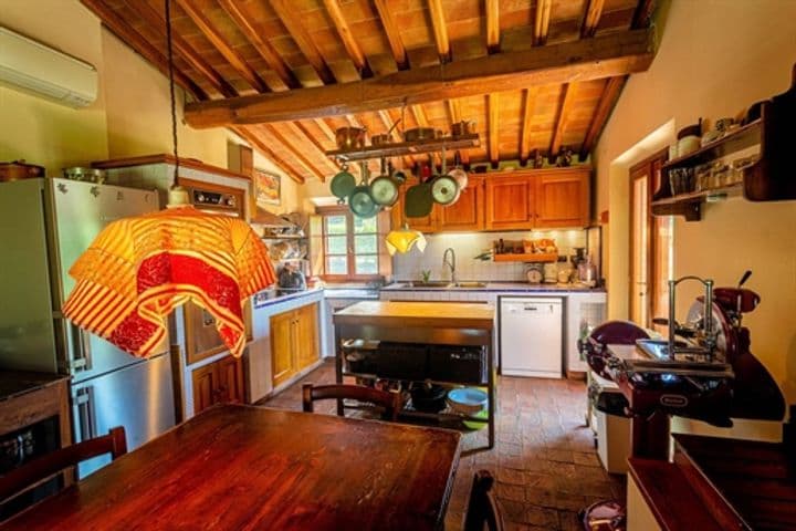 House for sale in Volterra, Italy - Image 12