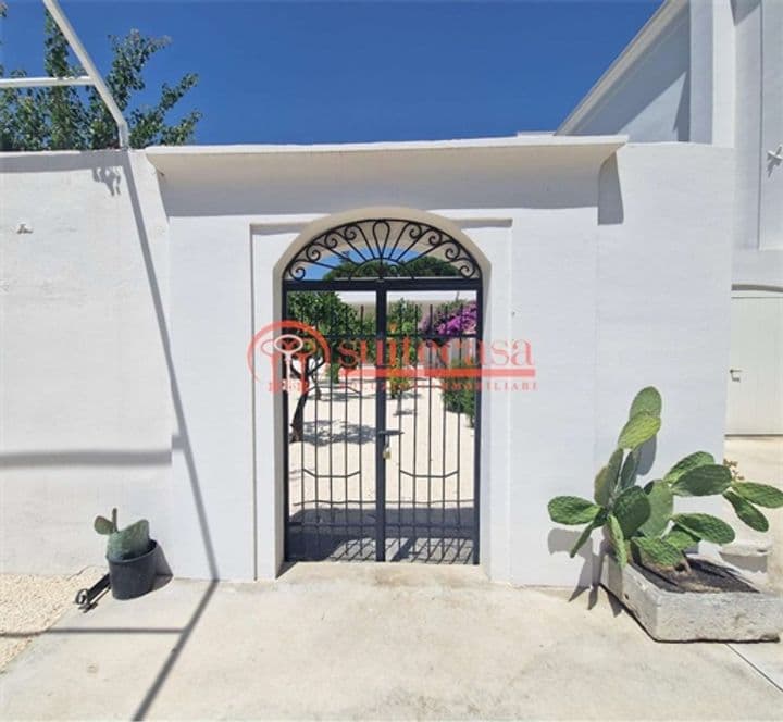 4 bedrooms house for sale in Trani, Italy - Image 2