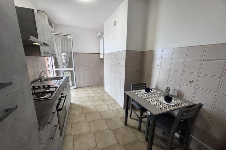 1 bedroom apartment for sale in Rosignano Solvay, Italy