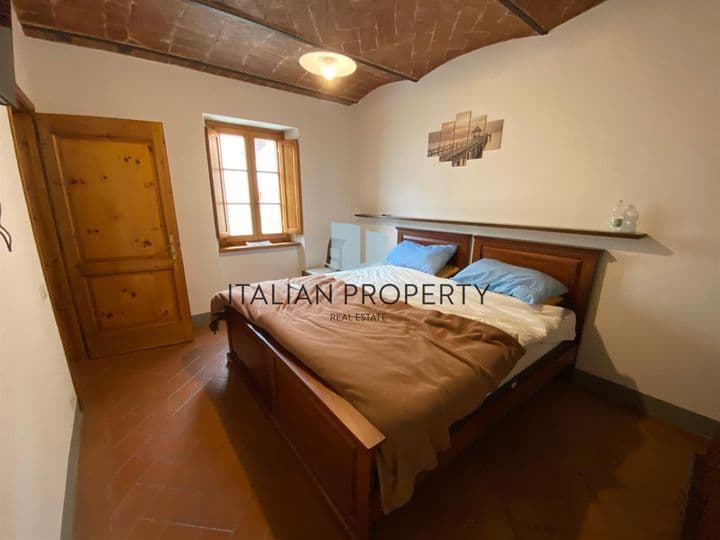 4 bedrooms house for sale in Tuoro sul Trasimeno, Italy - Image 2