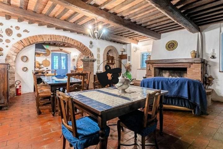 House for sale in Buggiano, Italy - Image 13