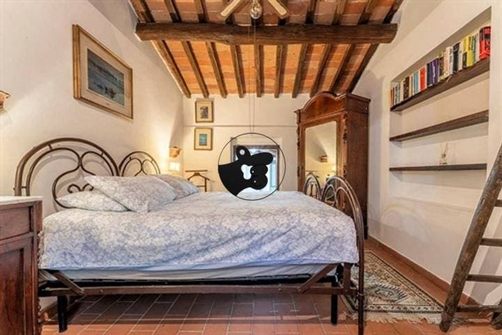 House for sale in Buggiano, Italy - Image 18