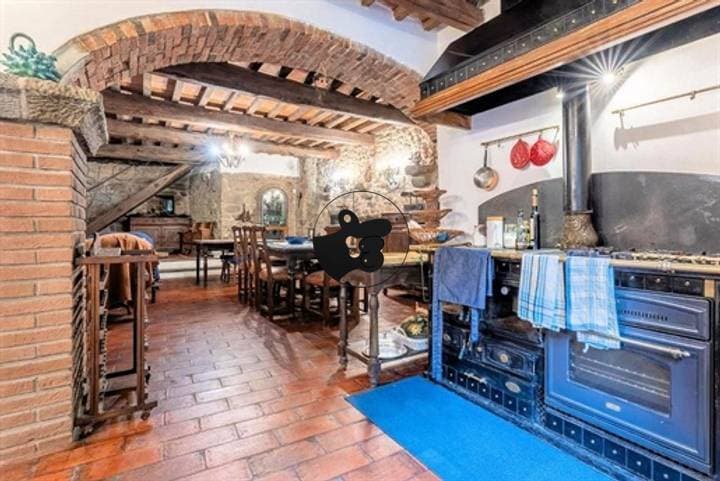 House for sale in Buggiano, Italy - Image 15