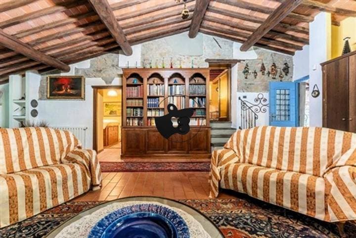 House for sale in Buggiano, Italy - Image 7