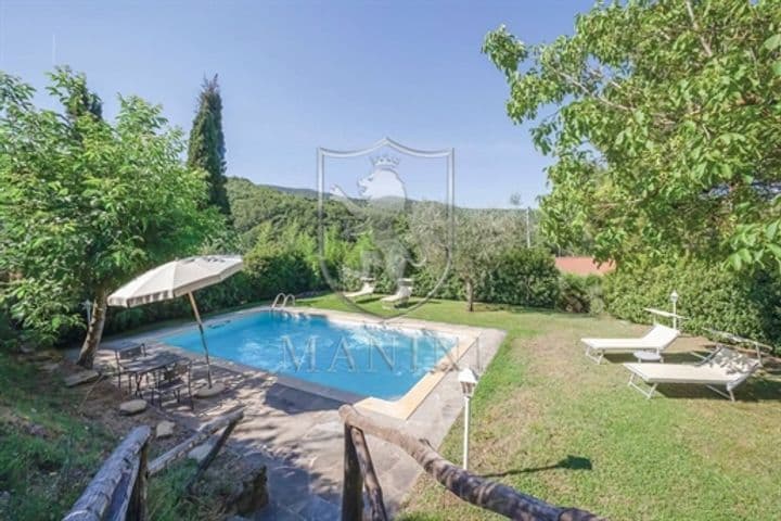 House for sale in Cortona, Italy - Image 6