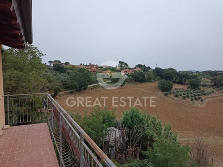 5 bedrooms house for sale in Castiglione del Lago, Italy - Image 2