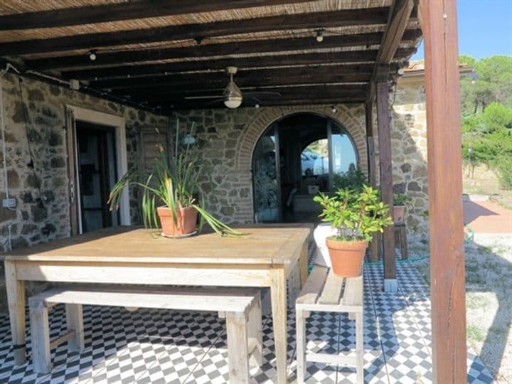 House for sale in Manciano, Italy - Image 12