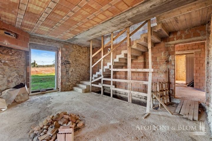 House for sale in Montepulciano, Italy - Image 8