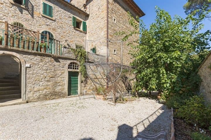 House for sale in Cortona, Italy - Image 5