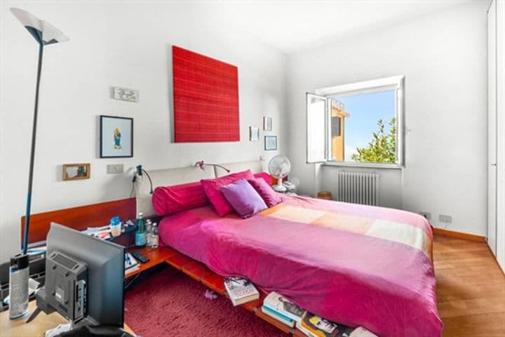 House for sale in Genoa, Italy - Image 12