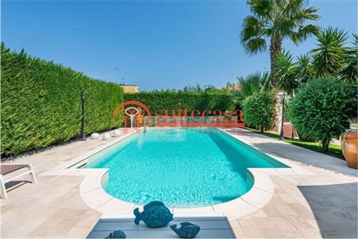 4 bedrooms house for sale in Trani, Italy - Image 5