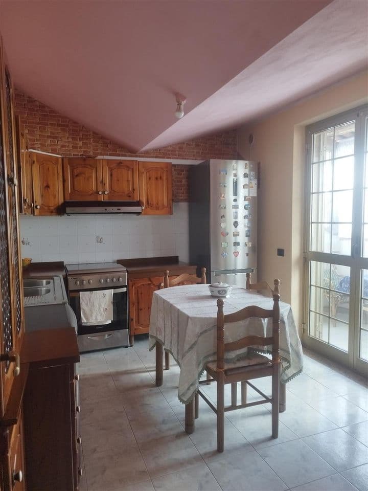 3 bedrooms house for sale in Vibo Valentia, Italy - Image 2