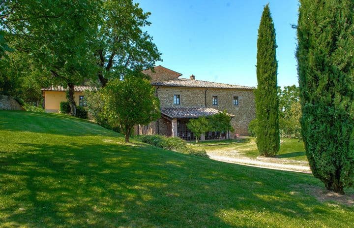 8 bedrooms house for sale in Bucine, Italy - Image 5