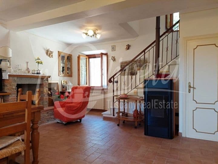 House for sale in Pescaglia, Italy - Image 10