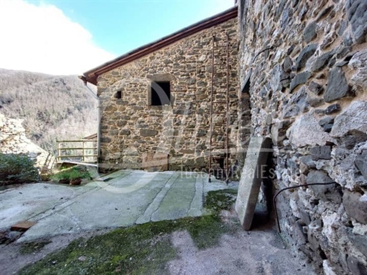 House for sale in Pescaglia, Italy - Image 10